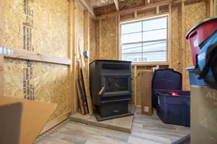 2633 SW Obsidian Ave, Redmond, OR 97756 - Photo 21