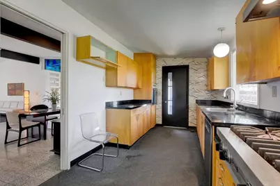 211 S Groveland Avenue, Medford, OR 97504 - Photo 31