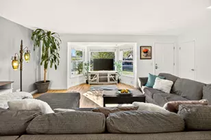 349 Lindero Ave, Medford, OR 97504 - Photo 7