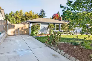 349 Lindero Ave, Medford, OR 97504 - Photo 65