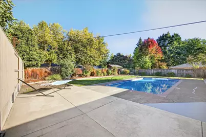 349 Lindero Avenue, Medford, OR 97504 - Photo 65