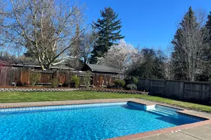 349 Lindero Ave, Medford, OR 97504 - Photo 17