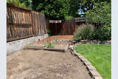 349 Lindero Avenue, Medford, OR 97504 - Photo 61