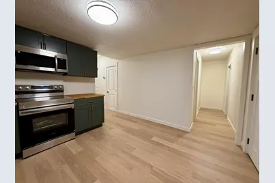 2144 White Avenue, Klamath Falls, OR 97601 - Photo 7