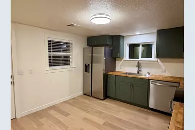 2144 White Avenue, Klamath Falls, OR 97601 - Photo 3