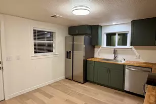 2144 White Ave, Klamath Falls, OR 97601 - Photo 3