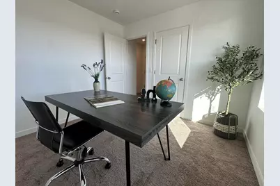 554 NE Mitchell Street #172, Madras, OR 97741 - Photo 11