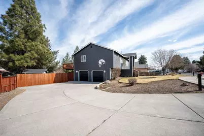 929 NE Lena Place, Bend, OR 97701 - Photo 41