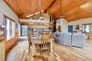 4730 W Griffin Creek Rd, Medford, OR 97501 - Photo 13