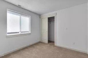 3358 NW 7th St, Redmond, OR 97756 - Photo 13