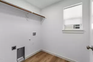 3358 NW 7th St, Redmond, OR 97756 - Photo 15