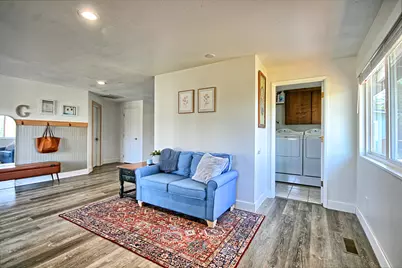 401 Tumbleweed Drive, Jacksonville, OR 97530 - Photo 7