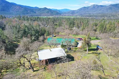 401 Tumbleweed Drive, Jacksonville, OR 97530 - Photo 53