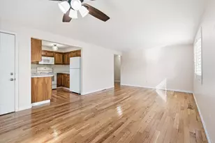 512 Village Dr, Central Point, OR 97502 - Photo 7