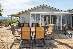 3015 Marigold Ln, Medford, OR 97504 - Photo 59