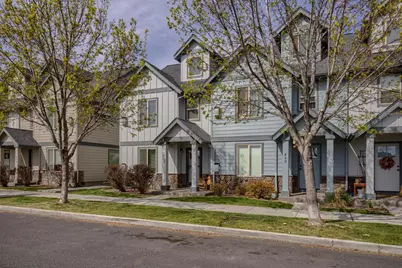 411 NW 25th Street, Redmond, OR 97756 - Photo 3