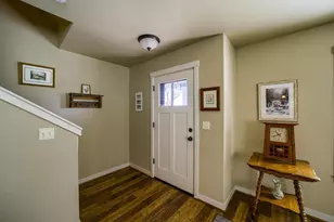 411 NW 25th St, Redmond, OR 97756 - Photo 15