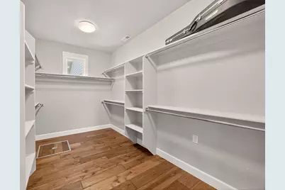 1407 Rustler Peak Street, Central Point, OR 97502 - Photo 33