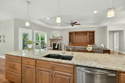 1407 Rustler Peak Street, Central Point, OR 97502 - Photo 21