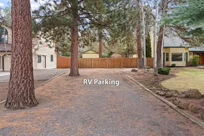 61288 King Saul Avenue, Bend, OR 97702 - Photo 3