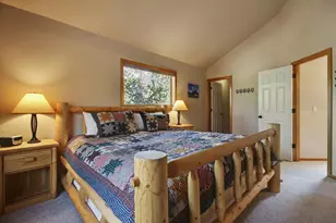 18074 E Butte Ln, Sunriver, OR 97707 - Photo 13