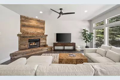 60757 Golf Village Loop, Bend, OR 97702 - Photo 7