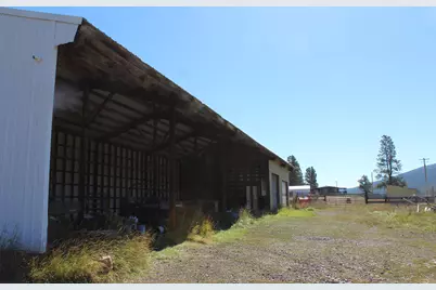 12046 Old Fort Road, Klamath Falls, OR 97601 - Photo 11