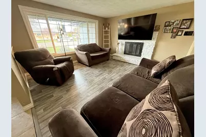 106 Victoria Way, Central Point, OR 97502 - Photo 5