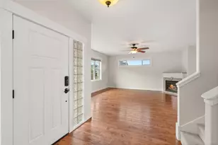 1401 Lithia Way, Talent, OR 97540 - Photo 7