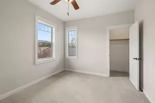 1401 Lithia Way, Talent, OR 97540 - Photo 31