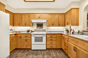 982 Golden Aspen Pl, Ashland, OR 97520 - Photo 27