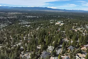 1989 NW Iowa Ave, Bend, OR 97703 - Photo 43