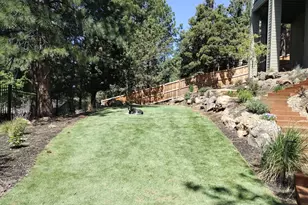 1989 NW Iowa Ave, Bend, OR 97703 - Photo 43