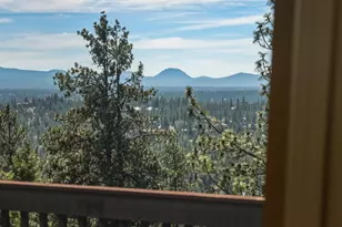 1989 NW Iowa Ave, Bend, OR 97703 - Photo 49