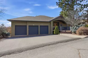 1989 NW Iowa Ave, Bend, OR 97703 - Photo 5