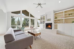 1989 NW Iowa Ave, Bend, OR 97703 - Photo 11