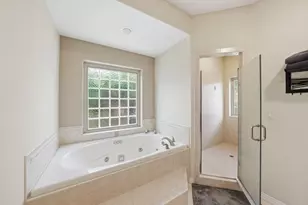 1989 NW Iowa Ave, Bend, OR 97703 - Photo 17