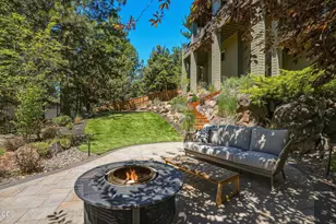 1989 NW Iowa Ave, Bend, OR 97703 - Photo 47
