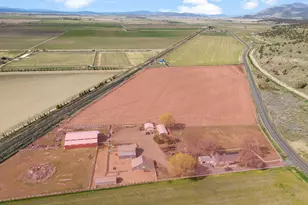 22994 Hwy 50, Merrill, OR 97633 - Photo 3