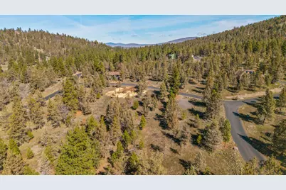 5768 Engleman Spruce Way, Klamath Falls, OR 97601 - Photo 9