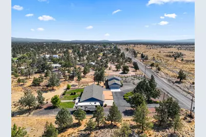 1923 NE Upas Avenue, Redmond, OR 97756 - Photo 31