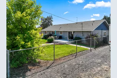 1923 NE Upas Avenue, Redmond, OR 97756 - Photo 35