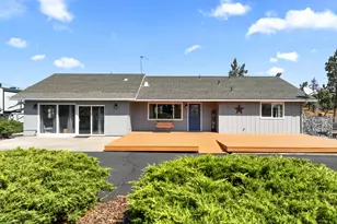 1923 NE Upas Ave, Redmond, OR 97756 - Photo 5