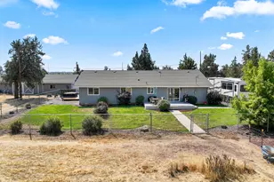 1923 NE Upas Ave, Redmond, OR 97756 - Photo 33