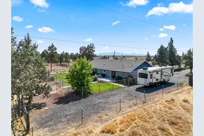 1923 NE Upas Avenue, Redmond, OR 97756 - Photo 29