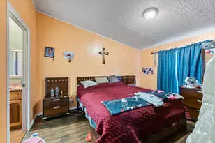 1570 S Peach St, Medford, OR 97501 - Photo 11