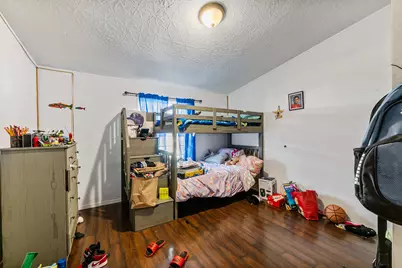 1570 S Peach Street #67, Medford, OR 97501 - Photo 15