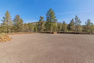 1075 Water Birch Ct, Klamath Falls, OR 97601 - Photo 1