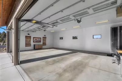 64105 Johnson Road, Bend, OR 97703 - Photo 47