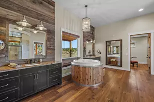 64105 Johnson Rd, Bend, OR 97703 - Photo 23